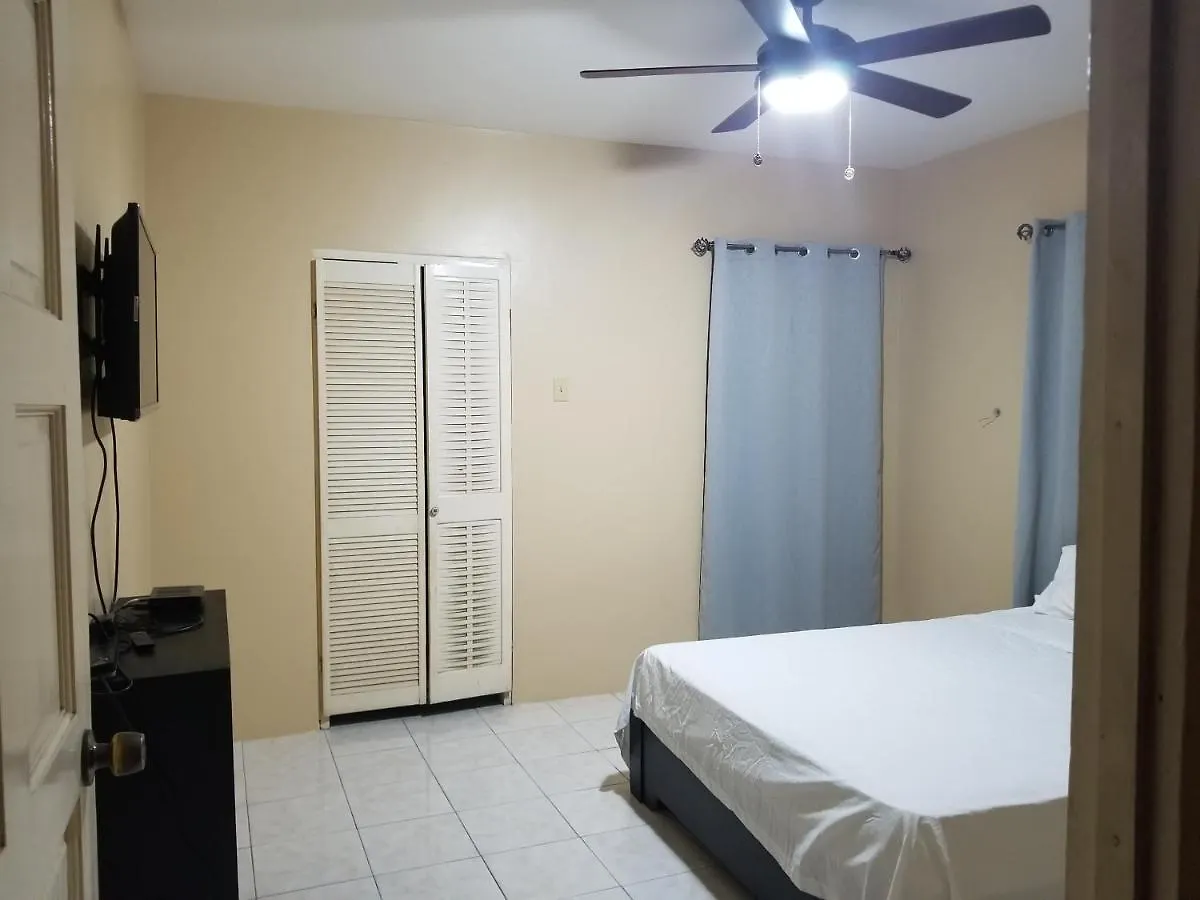 Marshan Villa Montego Bay 0*,